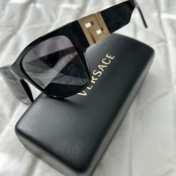 Versace Black Sunglasses w/ gold Versace emblem  NWT given as a gift authentic VERSACE Sunglasses New Black Square Gold Metal Letter 3D  main image 3